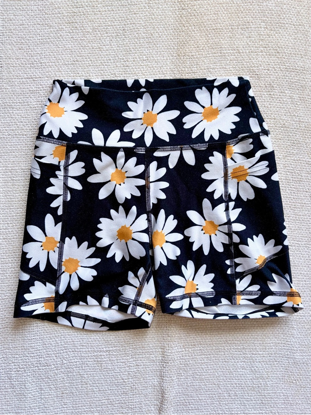 Daisy Crop Top Sports Bra + Bike Shorts Matching Set — Small Top / XS Bottom - Picture 8 of 14
